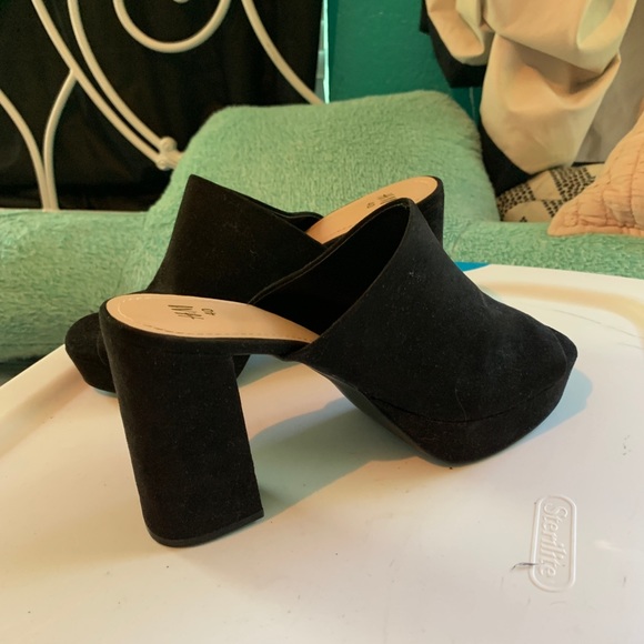 NEVER WORN h&m suede mules!! - Picture 4 of 4